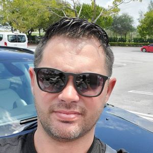 Meet your Posher, Alejandro